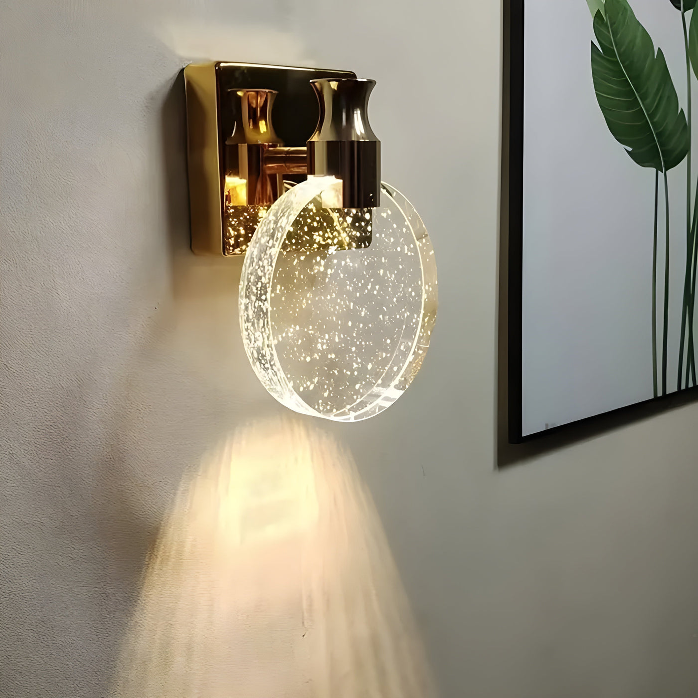 AuroraCrystal Light – Elegante Wandmontierte Kristallleuchte