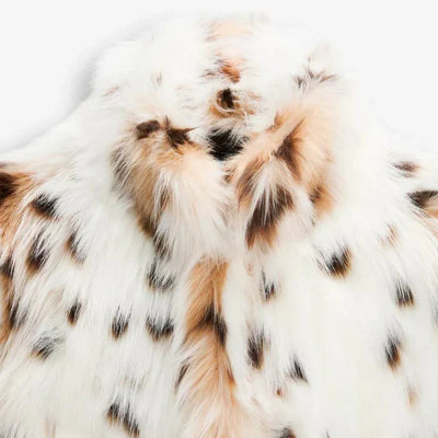 Leoparden-Kunstfelljacke für auffällige Winter-Looks