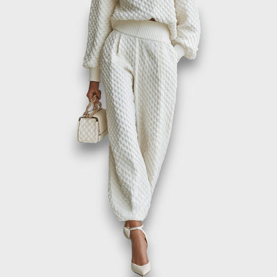 Noelle – Strick-Set mit weitem Bein