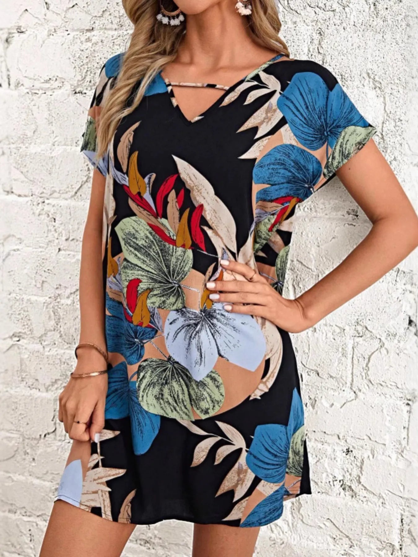 Printed V-Neck Short Sleeve Mini Dress