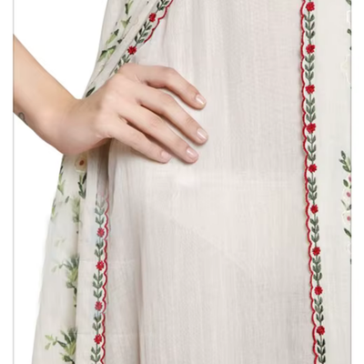 Naomi - Maxikleid mit Blumenstickerei