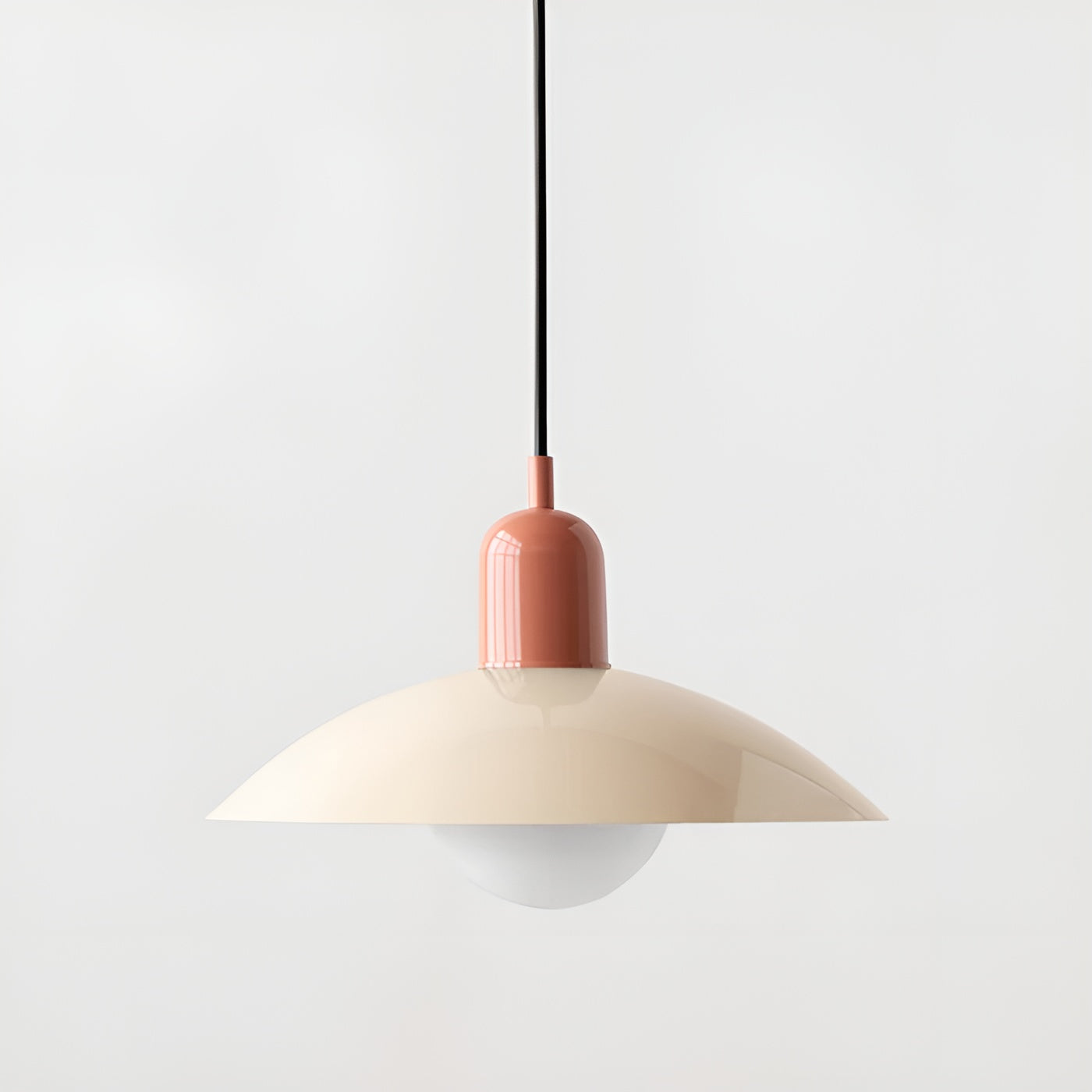 Pendelleuchte im Bauhaus-Stil – Farbenfrohes Design für Esszimmer & Küche