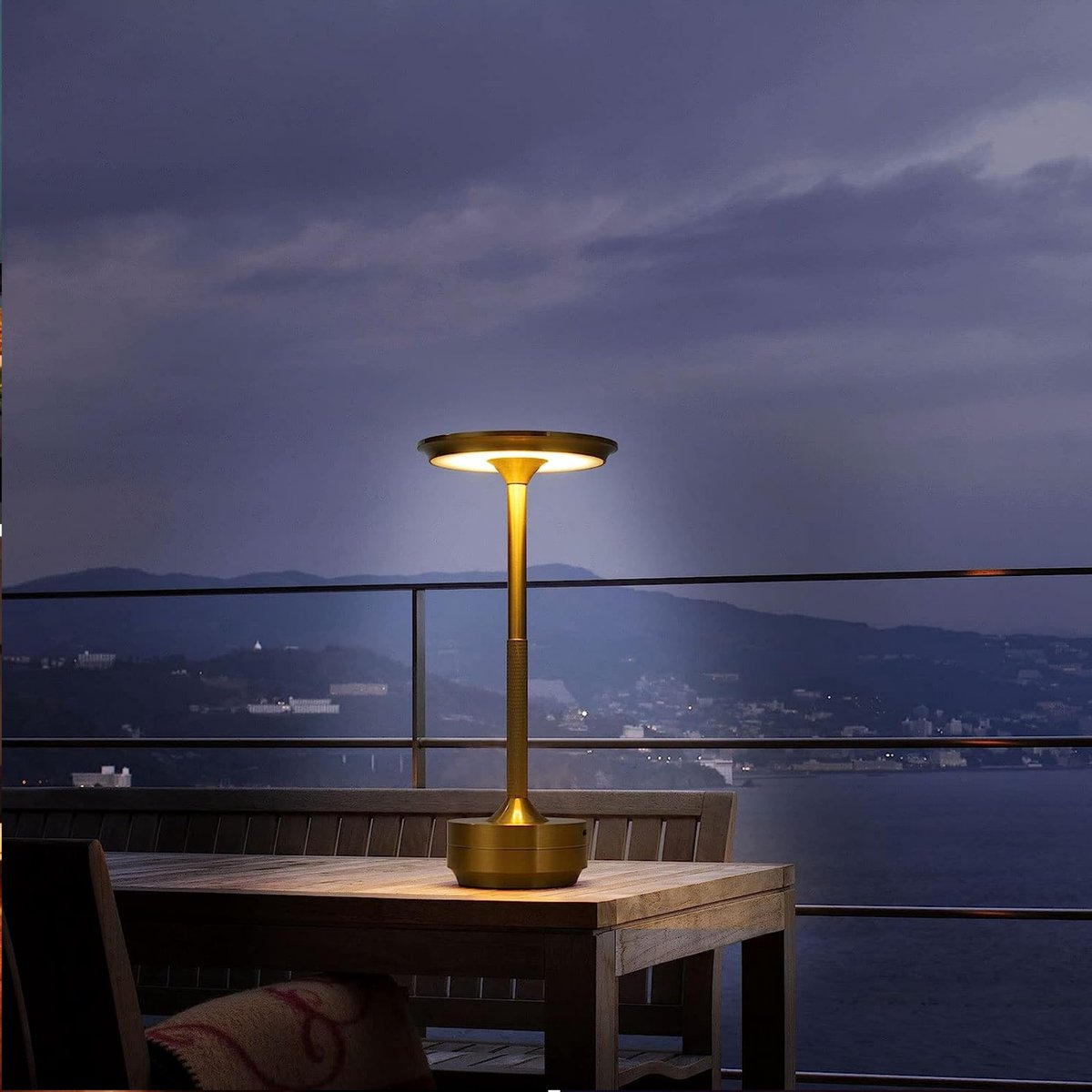 Bianca Lichtzauber | Elegante, kabellose Aluminium Tischlampe mit Dimmfunktion und 3 Lichtmodi