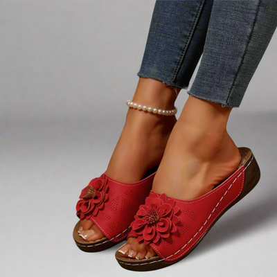 Jolanda | Elegante orthopädische Sandalen mit floralem Muster