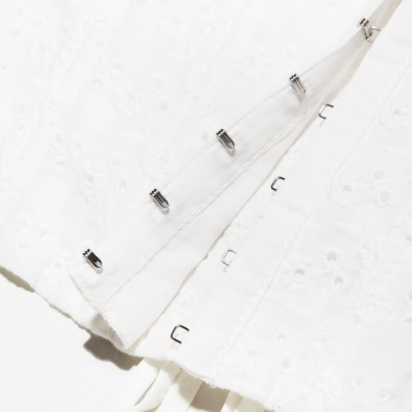 Retro Style Ruffle Design Sleeveless Blouse