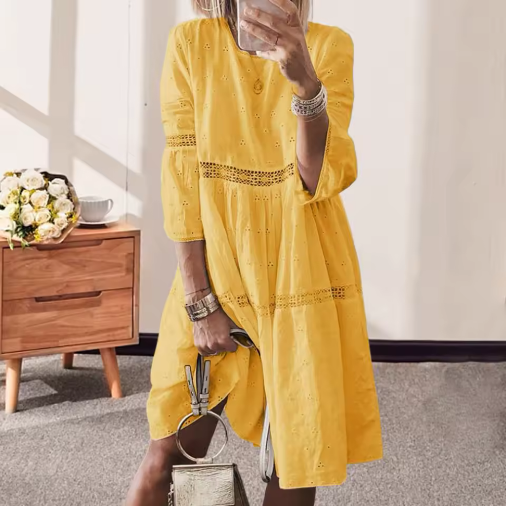 Luftiges Sommerkleid mit Stickereien - Urricea