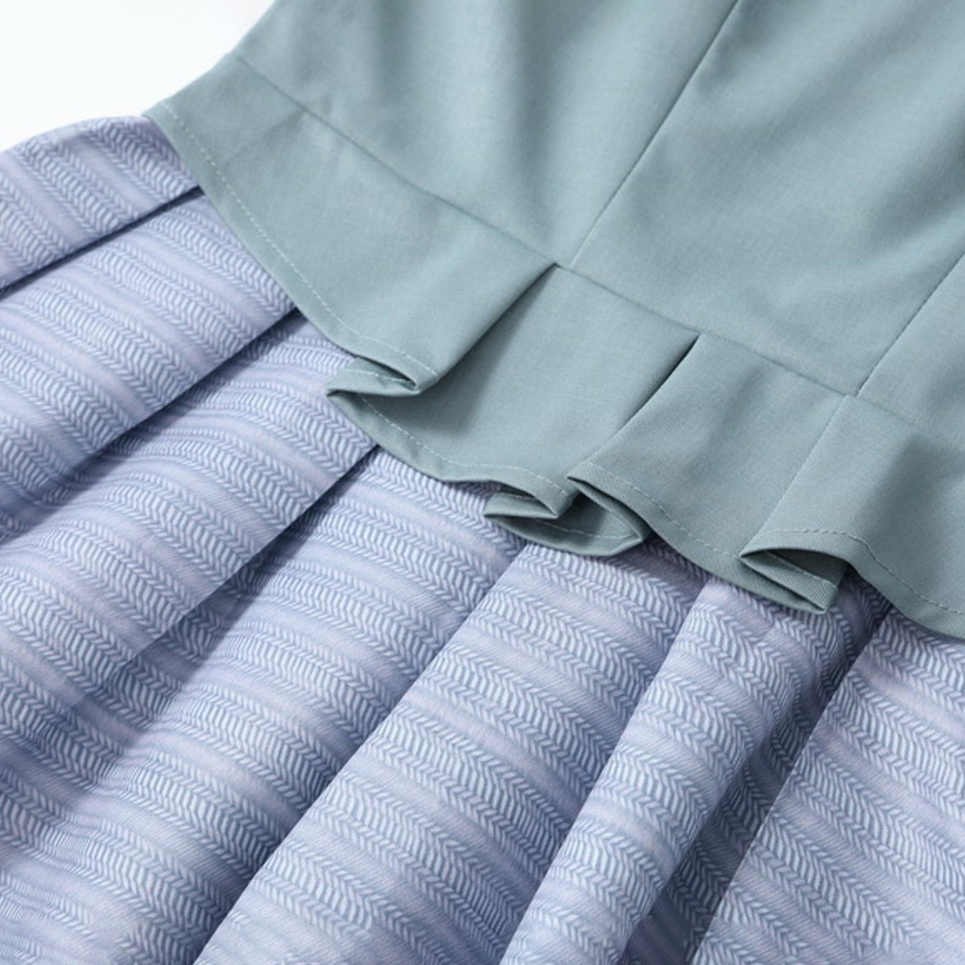 Oktoberfest Button-Up Dirndl with Long Apron