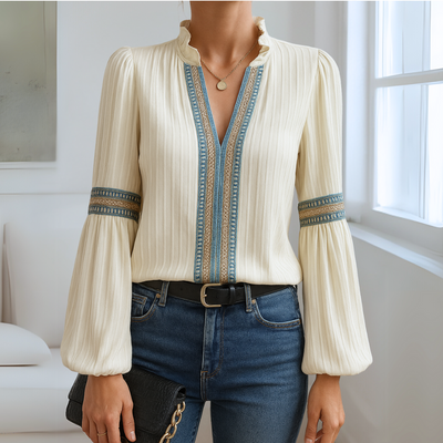 Petra™ | Spitzenbluse mit V-Ausschnitt