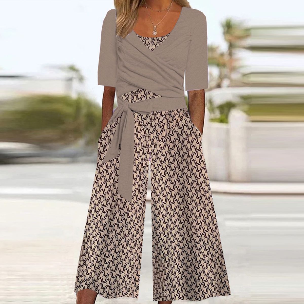 Bedruckter Jumpsuit mit Seitentaschen für Damen