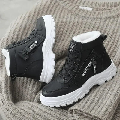 ARCTIC – Die gefütterte Winterboots für stilvolle Wärme