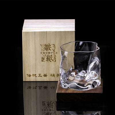 Whiskyglas im Edo Kiriko-Stil – Handgeschliffen mit einzigartigem Crumple-Design