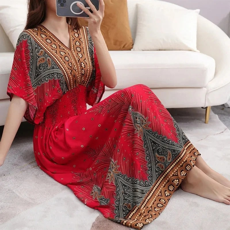 Vanessa | Raffiniertes Maxikleid mit V-Ausschnitt und Druckmuster