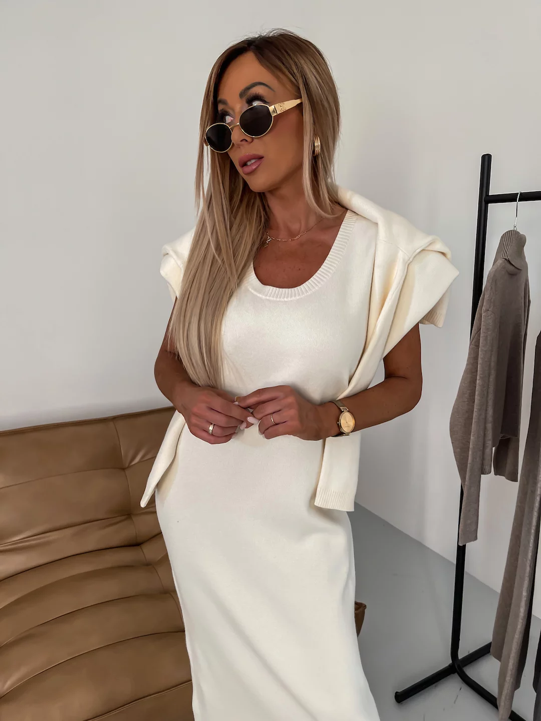 Frühlingstrend Fusion | Elegantes Midi-Kleid mit Rollkragenpullover