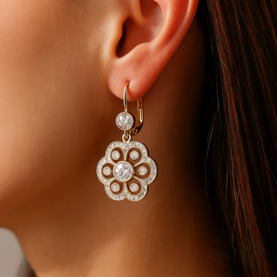 Rosamunde – Blüten-Creolen mit Steinbesatz