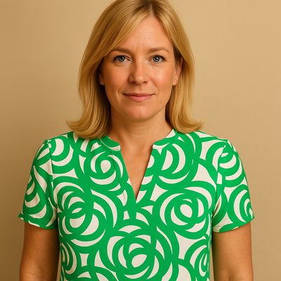 Monique | Kleid mit modischem Print und V-Ausschnitt