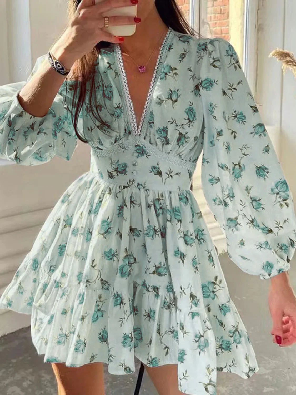 Lace Detail V-Neck Balloon Sleeve Dress