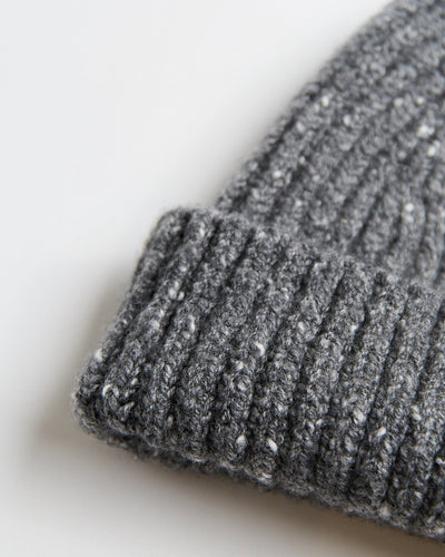 Luxus Wärme | Handgefertigte Merino-Kaschmir Mütze aus Irland