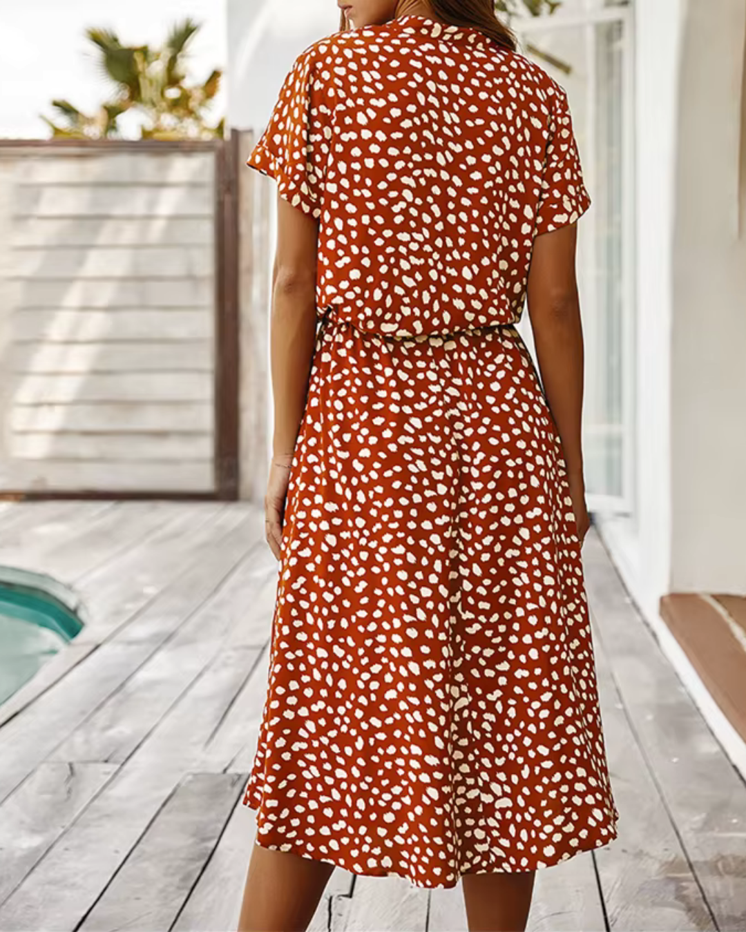 Cecilia- Trendiges Kleid mit Fluidem Schnitt für Sonnige Tage