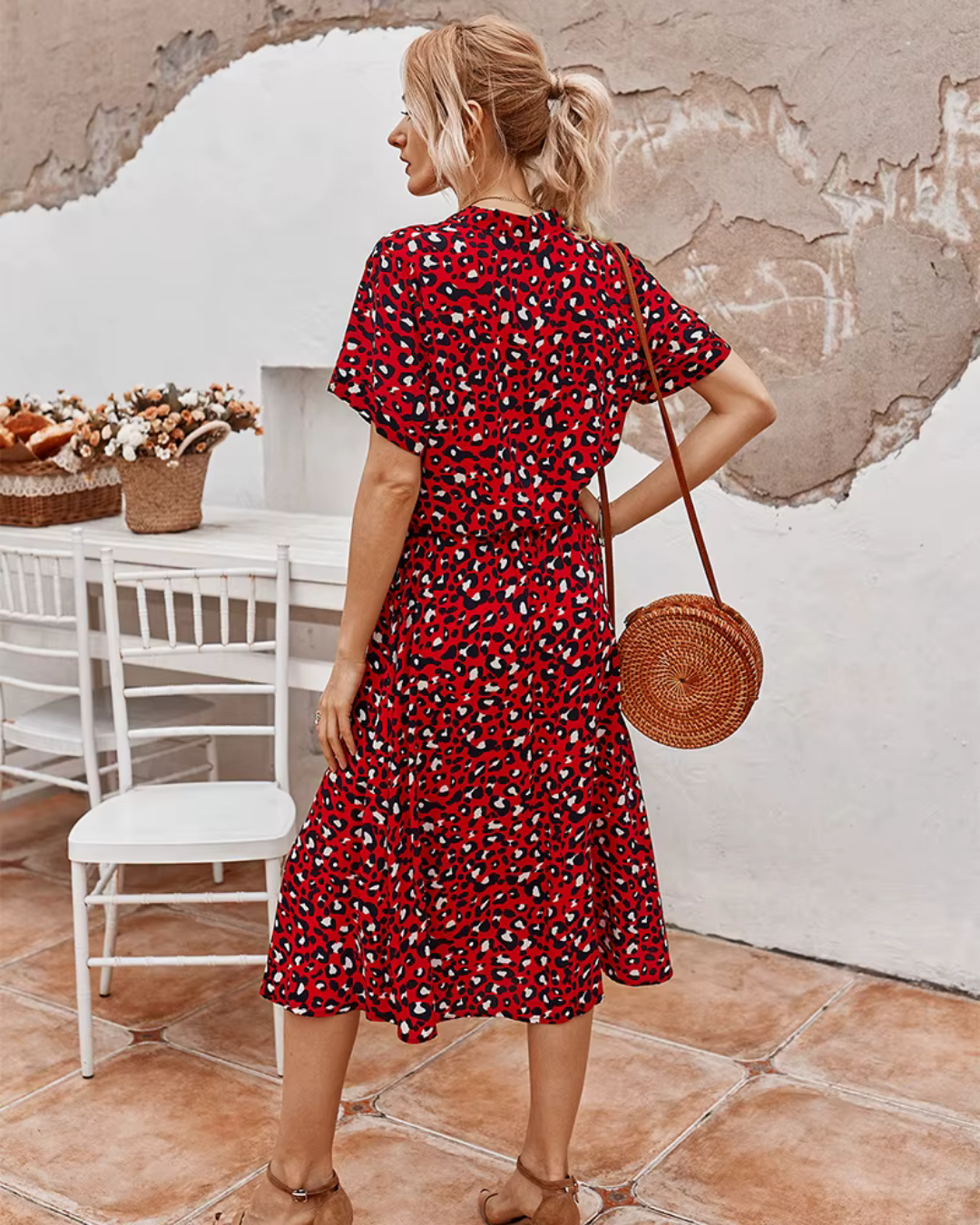 Cecilia- Trendiges Kleid mit Fluidem Schnitt für Sonnige Tage