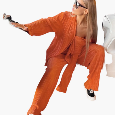 Eleganter Zweiteiler mit Plissee – Damen Sommer Outfit