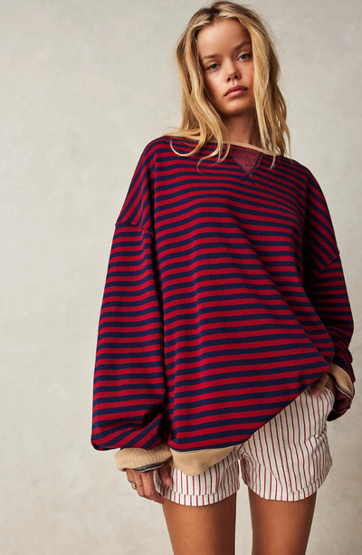 Heidi-Mode | Oversized gestreiftes Sweatshirt