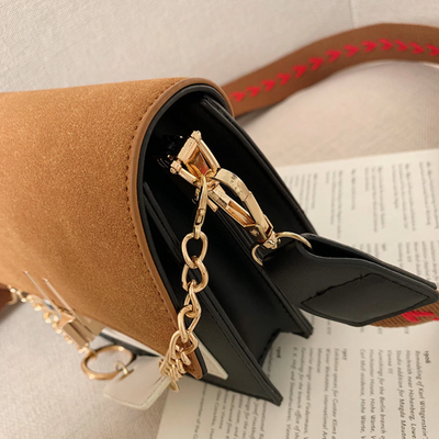 Stilvolle Umschlagtasche SN&F | Luxuriöse Handtasche mit Smartphone-Fach