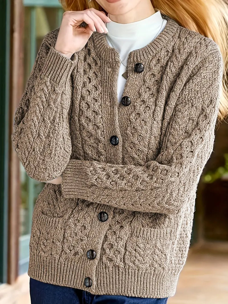 ELEGANTER KABELSTRICK-CARDIGAN | STILVOLL, KOMFORTABEL, VIELSEITIG