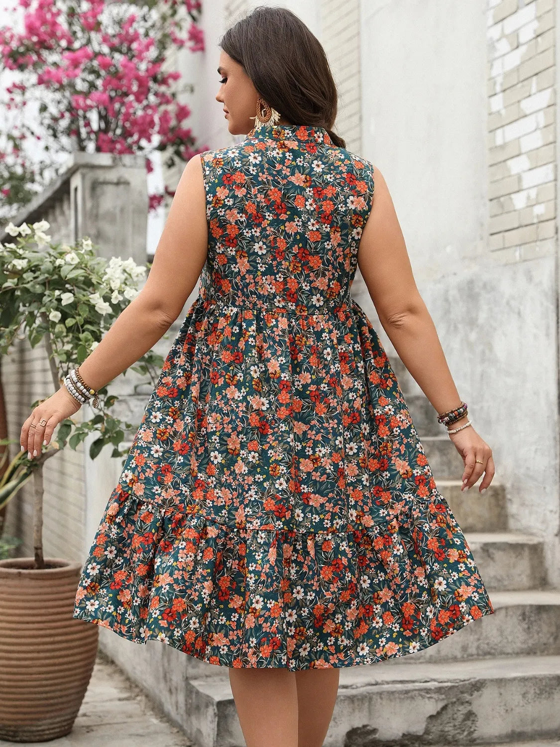 Plus Size Floral Notched Sleeveless Dress