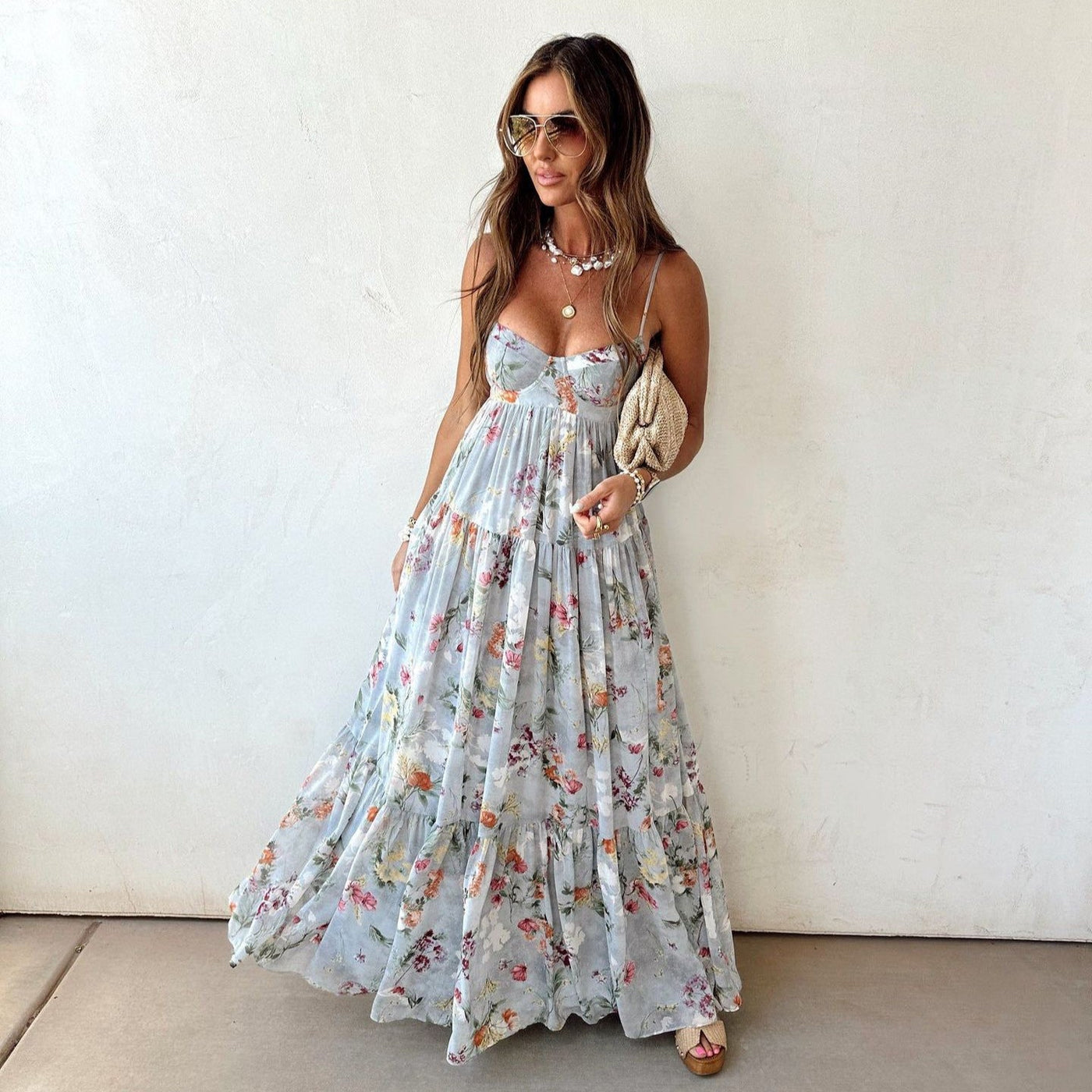 Coleen | Langes Neckholder-Kleid mit Blumenmuster