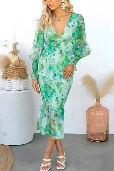 Nayra – Elegantes Kleid Mit V-Ausschnitt Und Blumenmuster