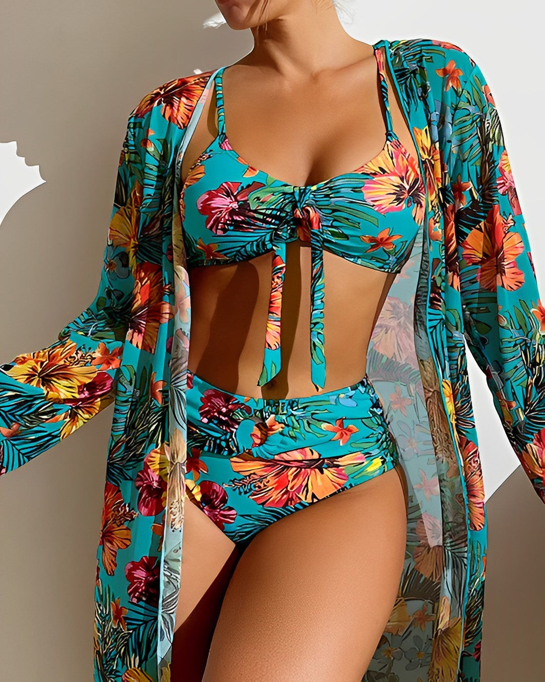 Bikini für Damen - Tropischer Bikini mit passendem Shirt für den Sommer