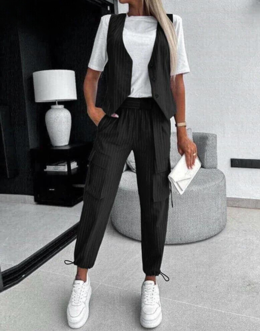 Laura Asymmetrical Set | Stilvolles, trendiges 2-teiliges Set mit Weste und Hose