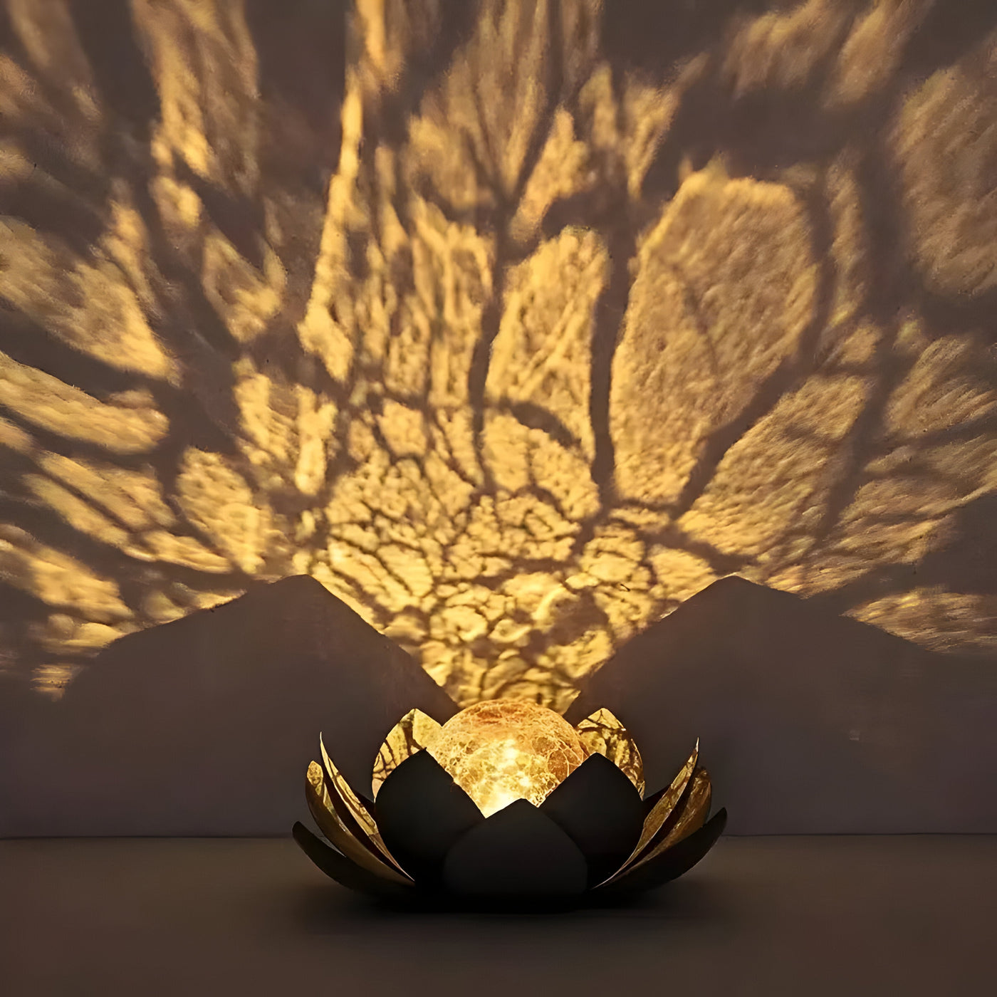 GlowPetal - Solar LED Lotusblumenleuchte