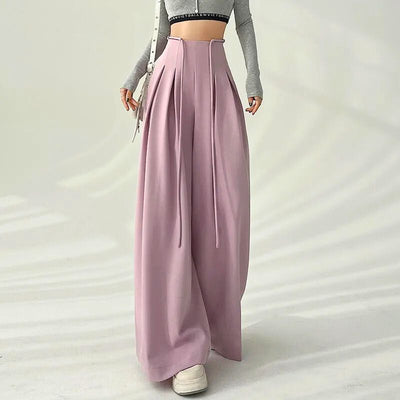 LOUNGE | HOSE AUS SPITZE