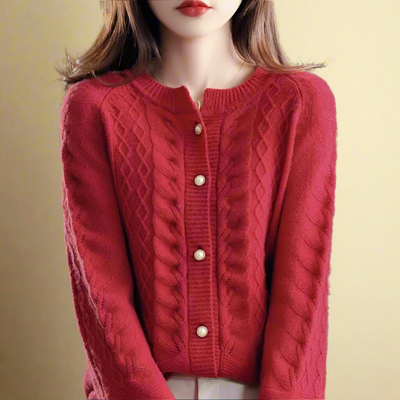 Diana Marcella | Warme Strickjacke aus hochwertiger Wolle