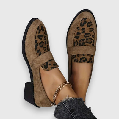 Lucyna – Eleganter Pantoffel mit Leopard Enmuster