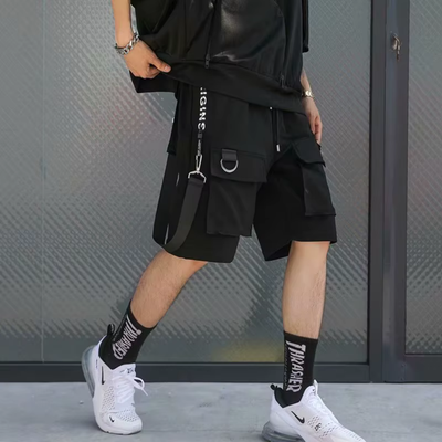 Ethord - Schwarze Cargo Shorts mit praktischen Details