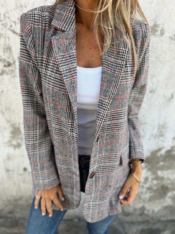 LÄSSIGER KARTIERTER BLAZER MIT REVERS