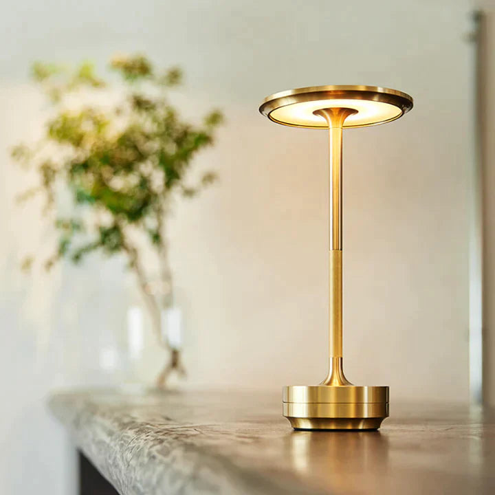 Bianca Lichtzauber | Elegante, kabellose Aluminium Tischlampe mit Dimmfunktion und 3 Lichtmodi