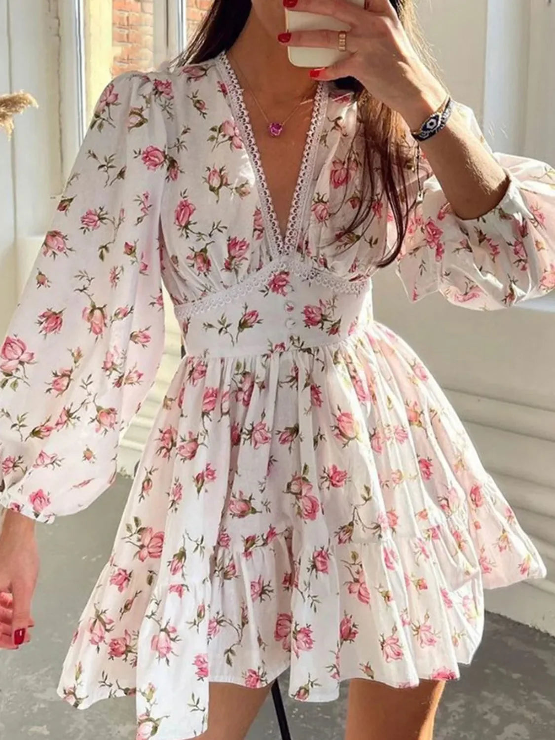Lace Detail V-Neck Balloon Sleeve Dress