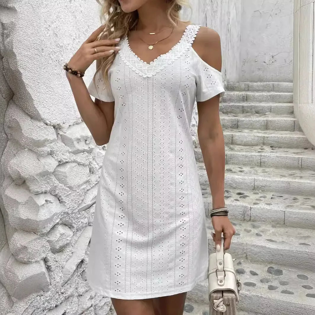 Heidi-Mode | Spitzenbesticktes Mini-Kleid