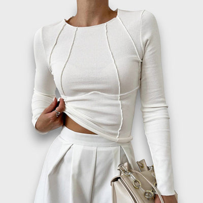 Clara – Geripptes Slim-Fit Langarmtop