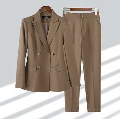 Cindy Business Anzug | Urban moderner Anzug für Damen mit langärmeligem Blazer und Hose