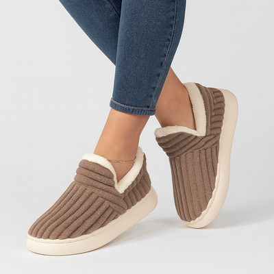 FuzzyWarm | Kuschelige Slip-On-Hausschuhe