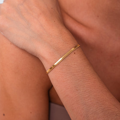 Schlangen-inspiriertes Sarya-Armband