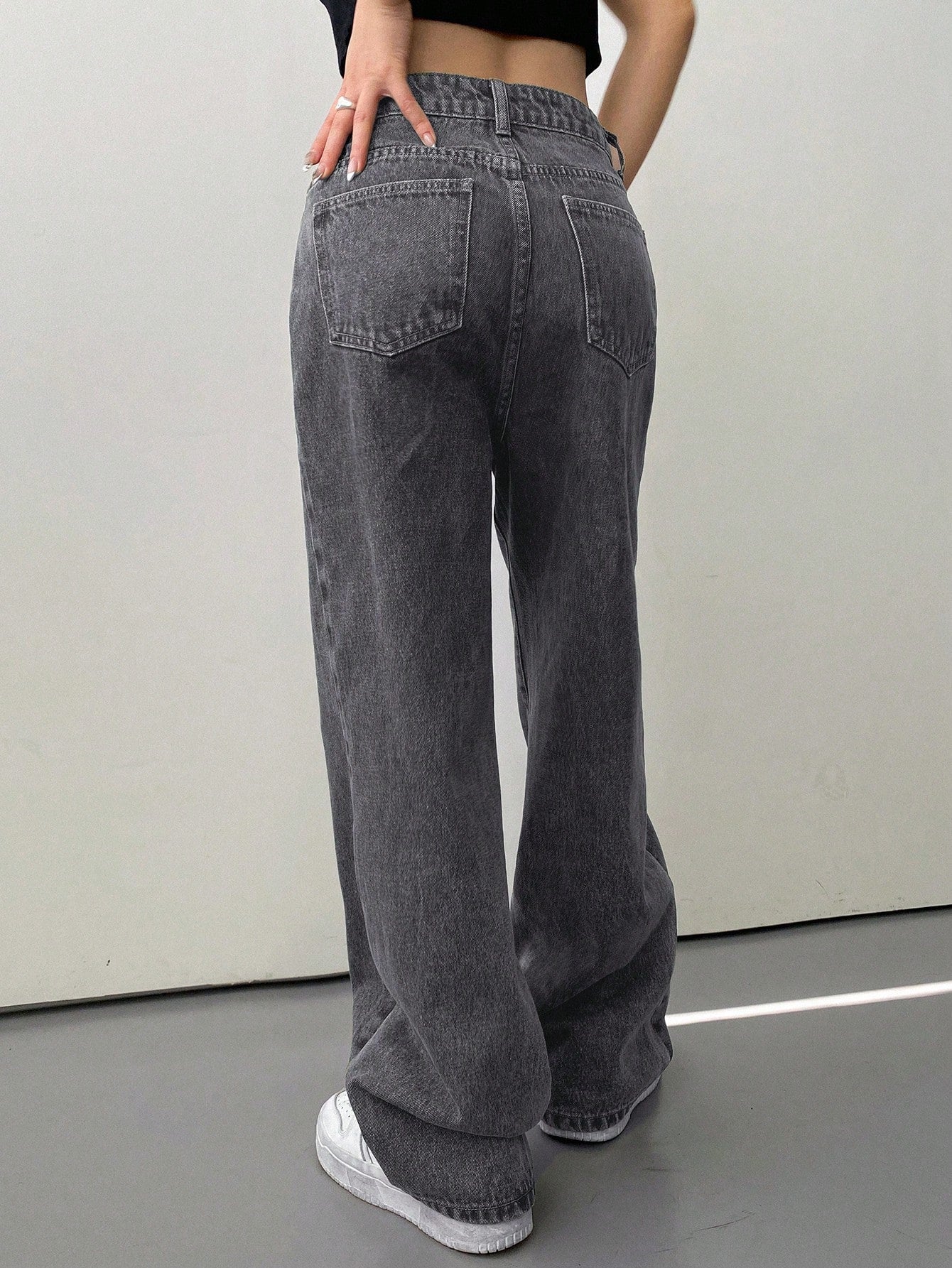 Baggy Jeans für Damen mit gerader Beinform - Lywenia