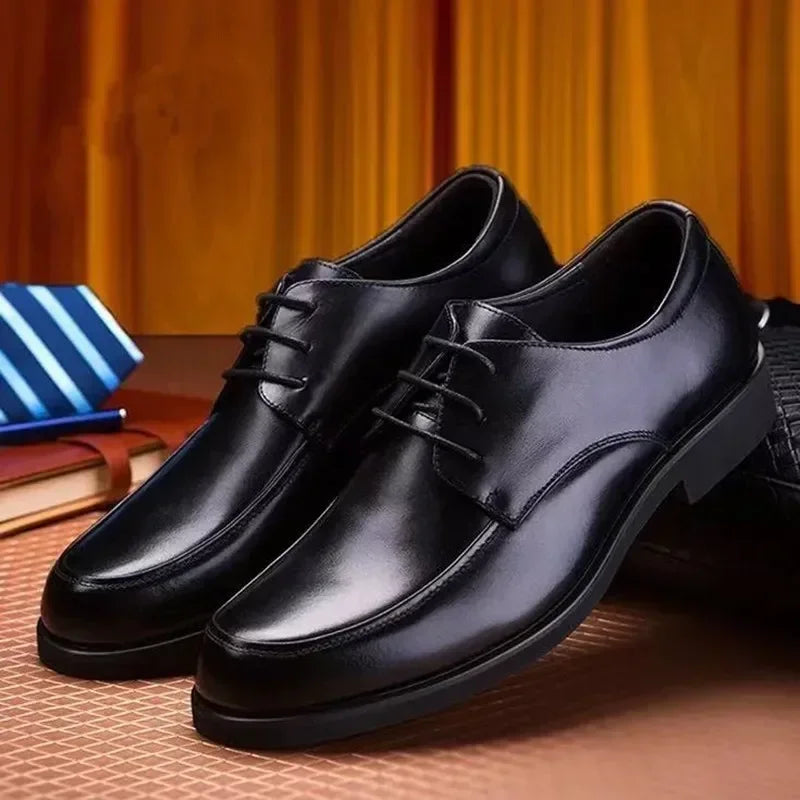 Derbies für Herren - Moderne schwarze Oxford Business Schuhe