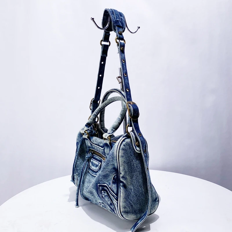 Everly Denim Crossbody Tasche