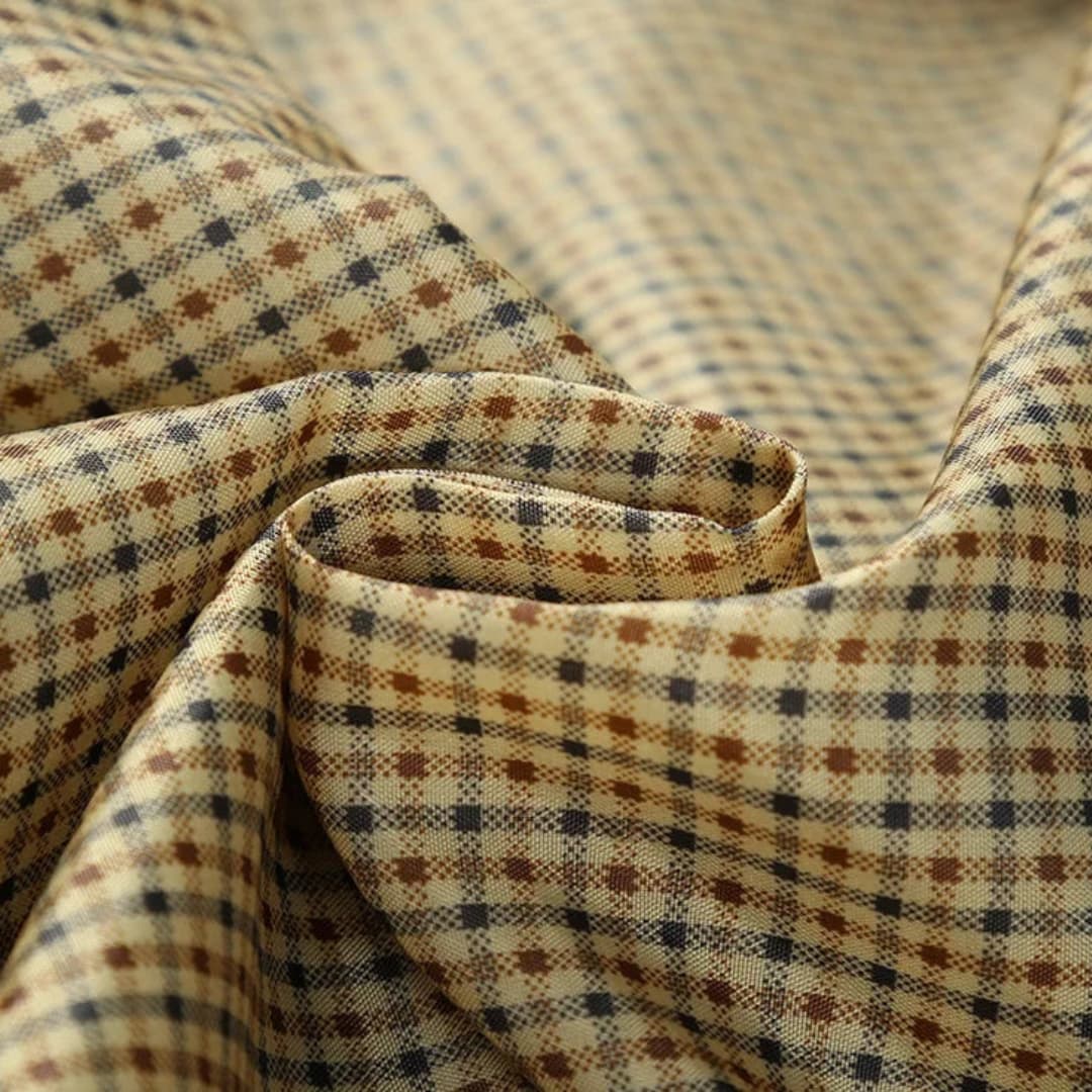 Herren Trench coat mit Knopfverschluss und Taschen Details