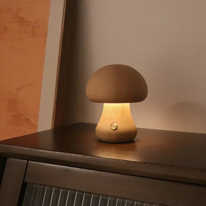 ShroomLicht | Elegantes LED-Nachtlicht aus Holz mit Touch-Funktion und einstellbarer Helligkeit